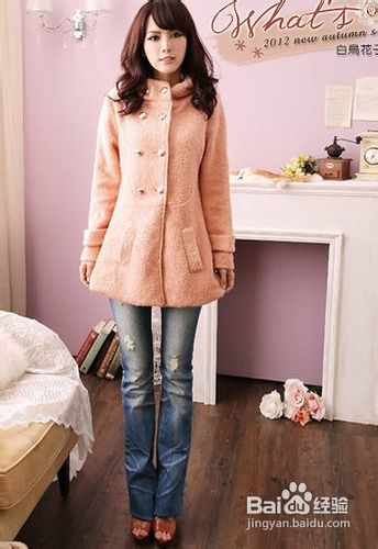 2013超复古毛呢外套的各种穿衣搭配技巧