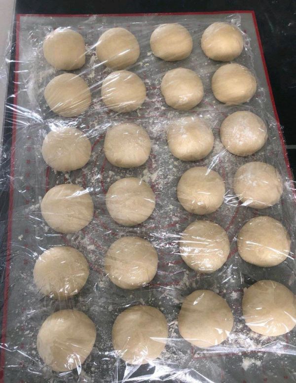 拉丝奶香软麻花