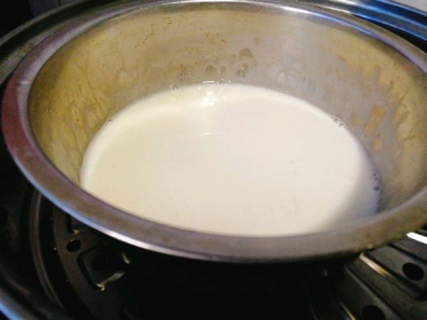 芒果椰汁千层糕