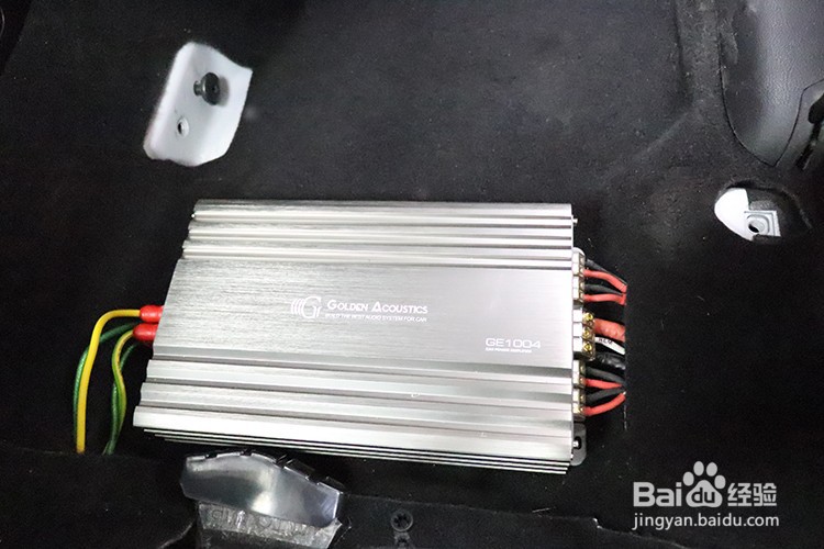 乌鲁木齐吉普自由侠汽车音响改装隔音升级案例