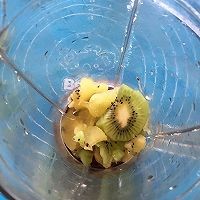 如何制作奇异果香蕉思慕雪