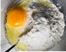 椒盐蘑菇-超好吃的下酒菜