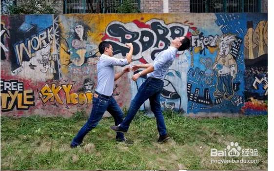 怎样利用PS仿制图章工具打造分身照！