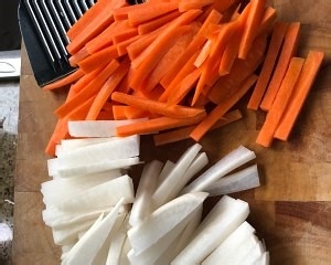 如何制作自制爽口四川泡菜