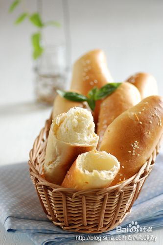 甜点中的提味法宝。【清香橙皮面包】