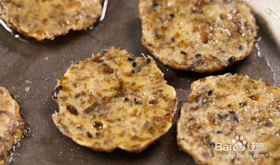 18个月宝宝补钙补铁辅食---奶酪夹心肉松饼