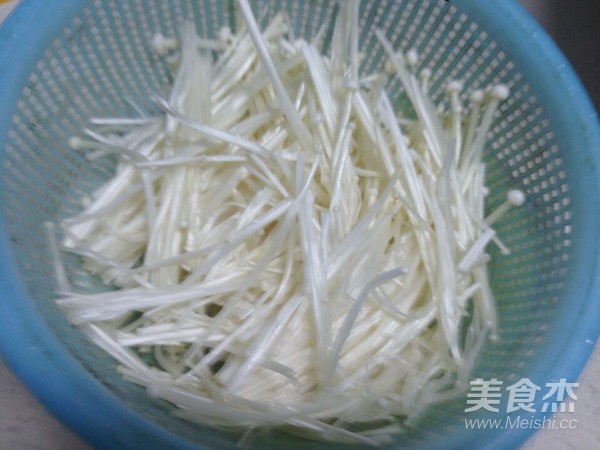 金针菇番茄汤