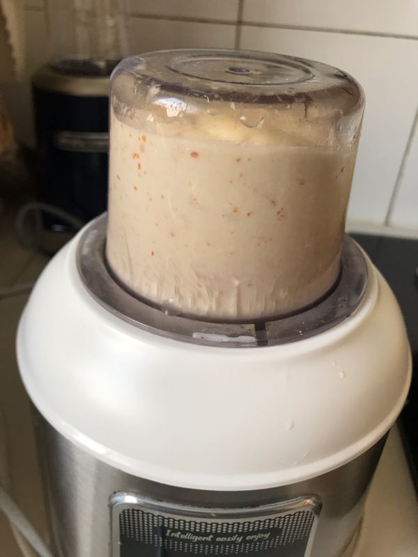 榴莲奶油O型蛋糕卷：