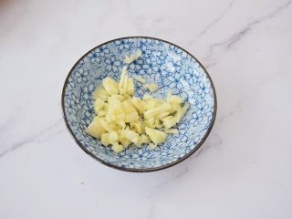 饺子皮的新吃法:饺子皮油泼面