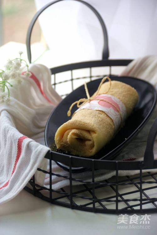 冻干黄桃毛巾卷千层蛋糕