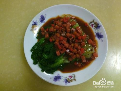 美味酱汁油菜