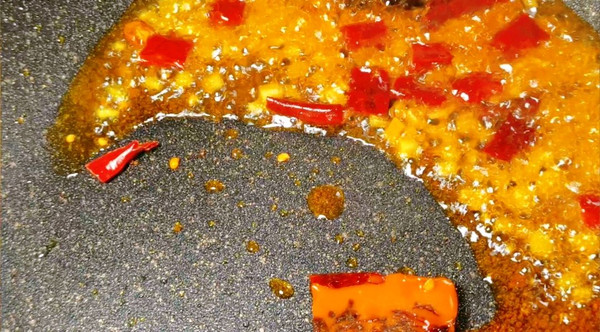 给自己做份土豆酸辣粉呀