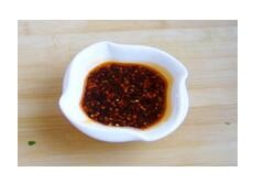 简单易学的香菜皮蛋豆腐的家常做法