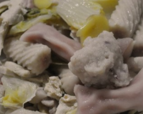 白菜豆腐炖鱿鱼卷