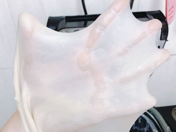 玉米沙拉火腿肠面包