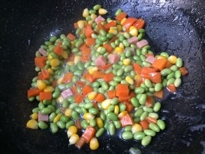 三素丁炒虾仁的做法