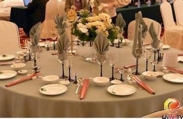 餐桌上的礼仪之中餐礼仪