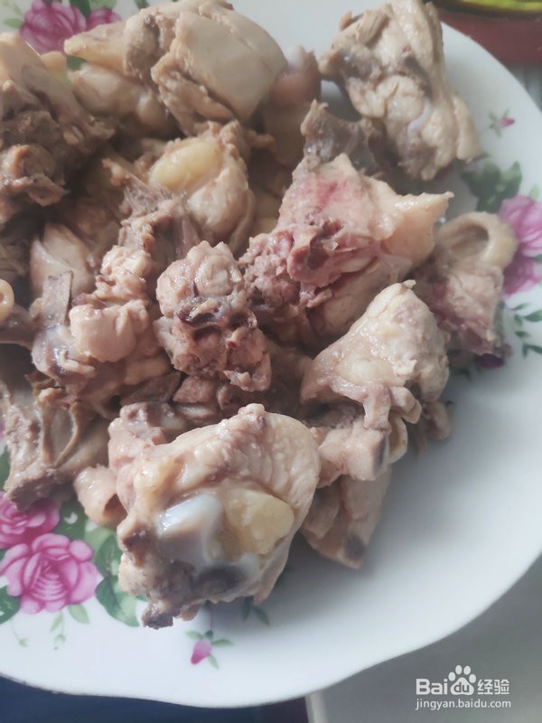 在家怎么做粉条香菇炖鸡