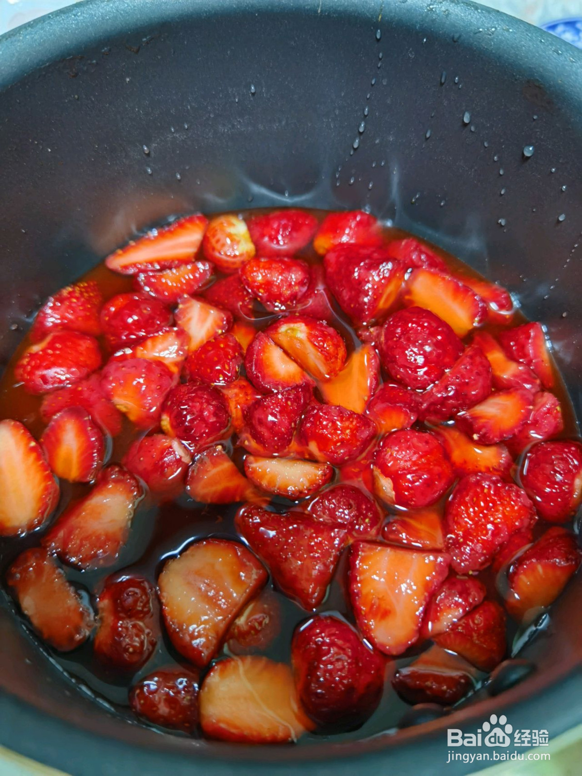 美美哒草莓酱的做法