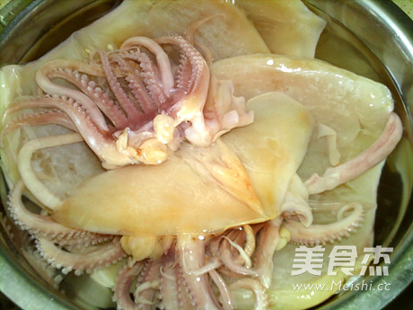 发制干鱿鱼的做法