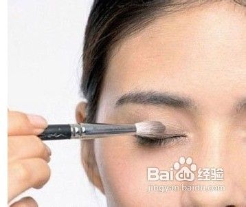 如何化大地色系眼影妆