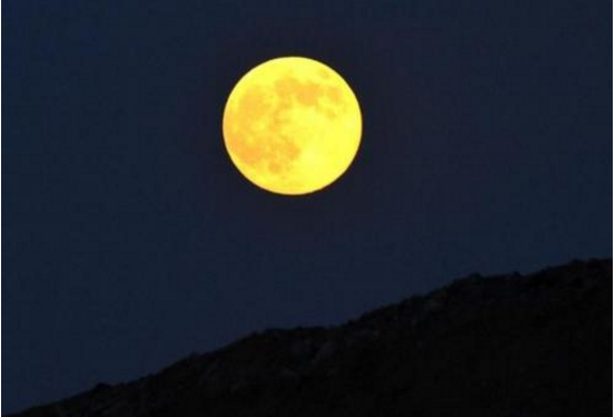 仿写句子，啊，我和妈妈走月亮仿写这句话怎么仿