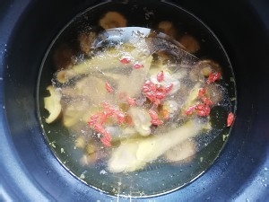 超滋补的鲜鸡汤