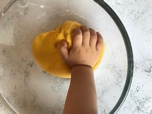 南瓜紫薯发面饼的做法