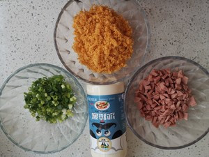 肉松火腿面包的做法