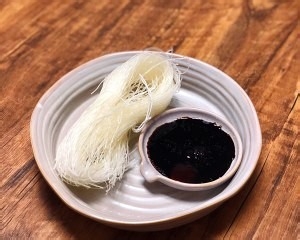 东北特色菜白菜炖粉条