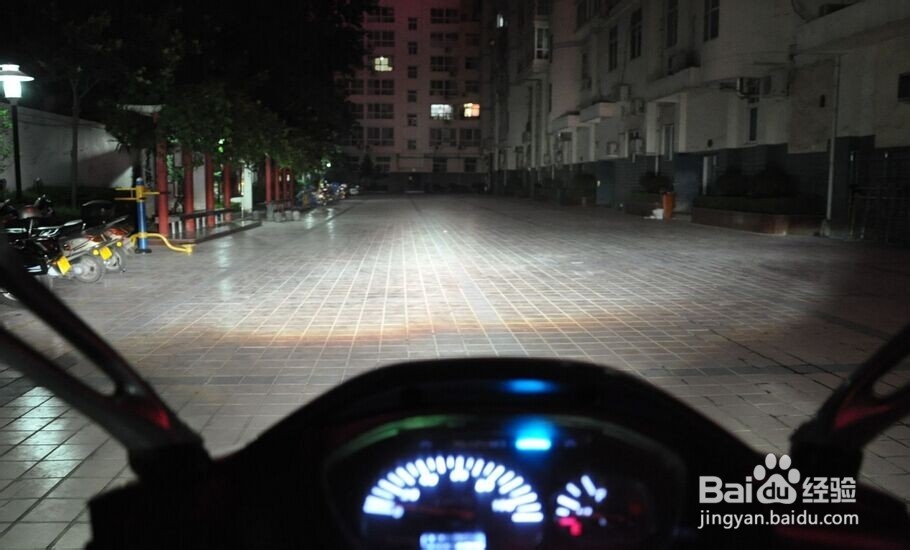 最新发现摩托车交流电车灯也可以换超亮的LED灯