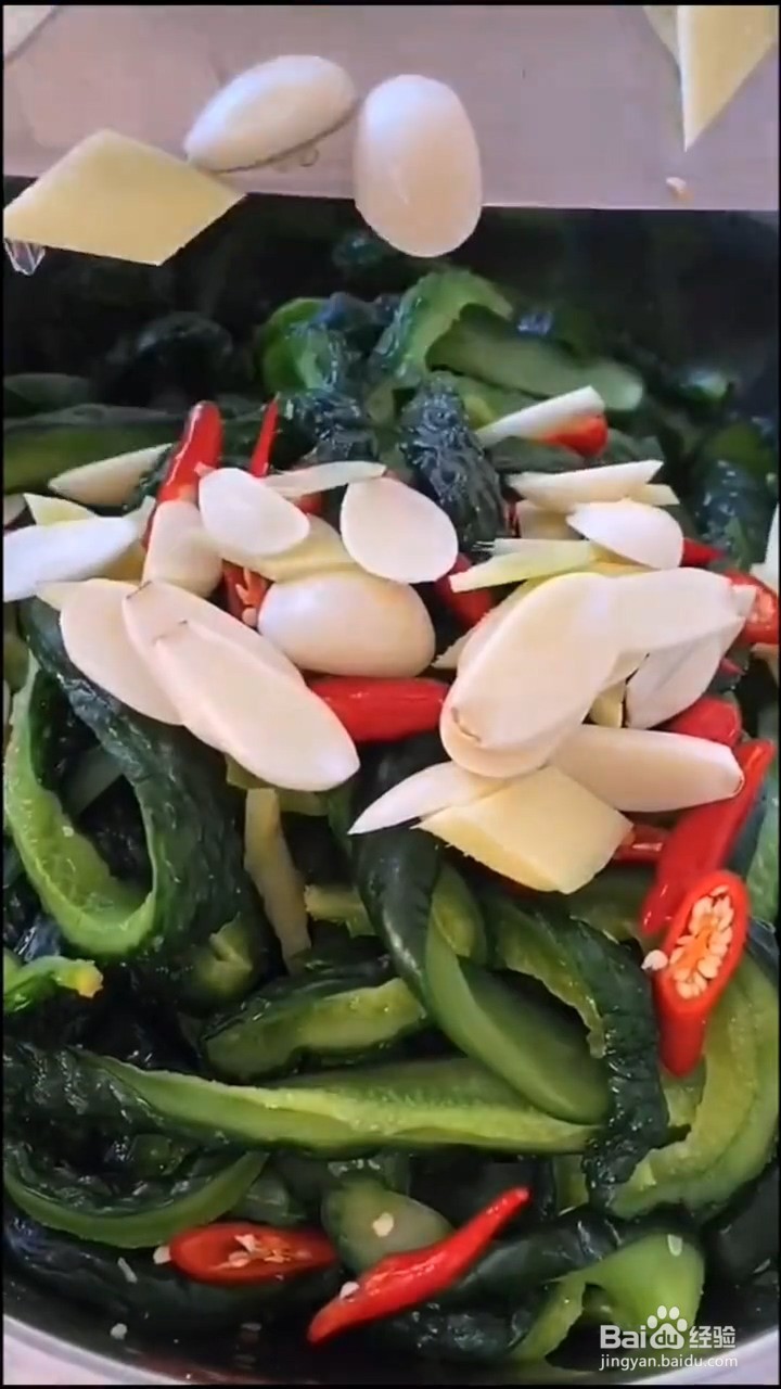 如何制作酱油黄瓜泡菜