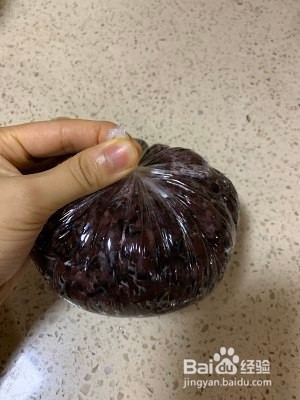 紫米饭团的做法
