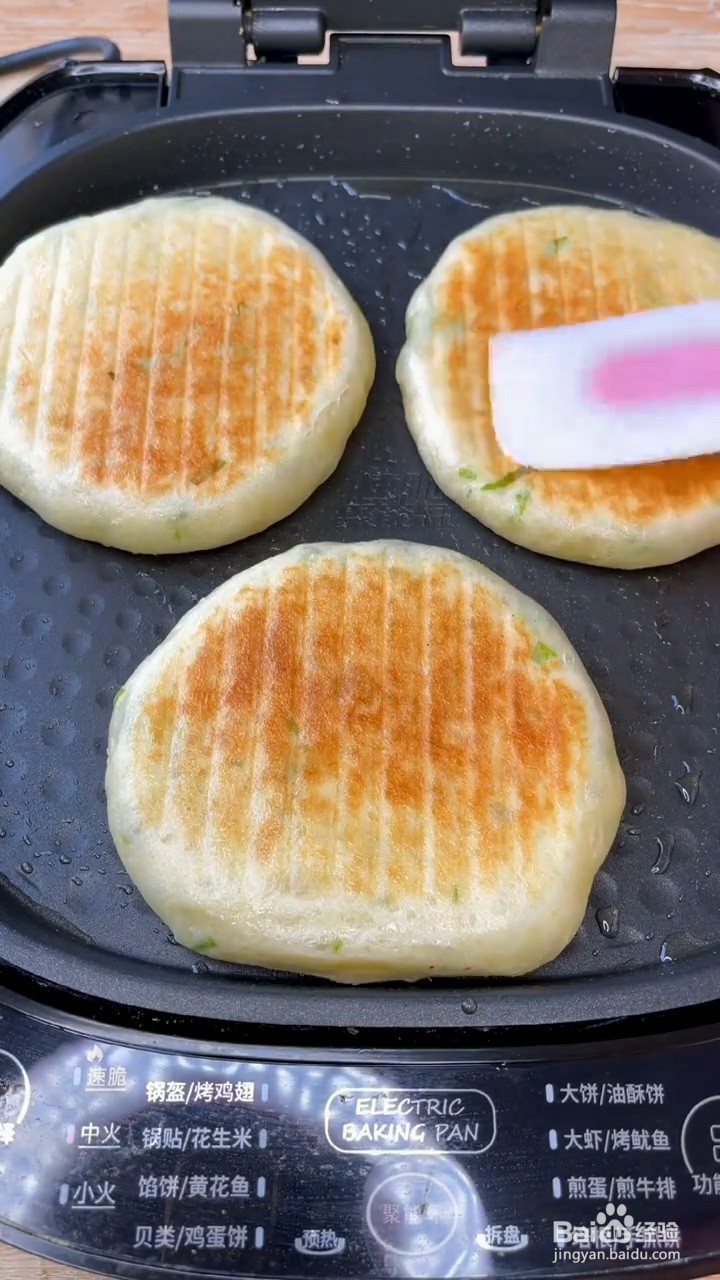 如何做香软葱花饼