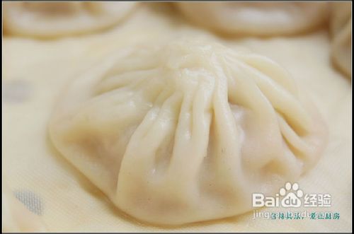百年老字号灌汤包的做法