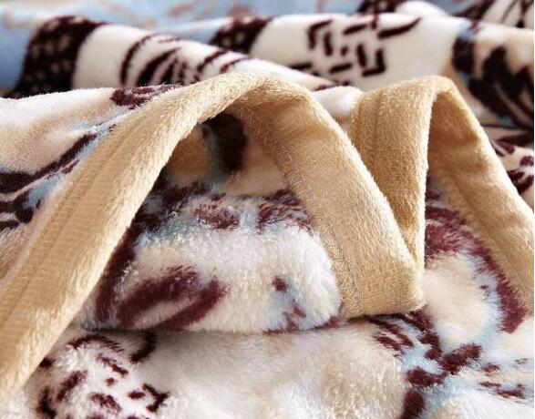 聚酯纤维与法兰绒是怎么回事?法兰绒是聚酯纤维做的吗