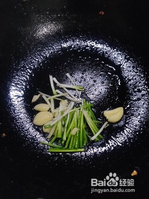 板栗焖鸡的做法