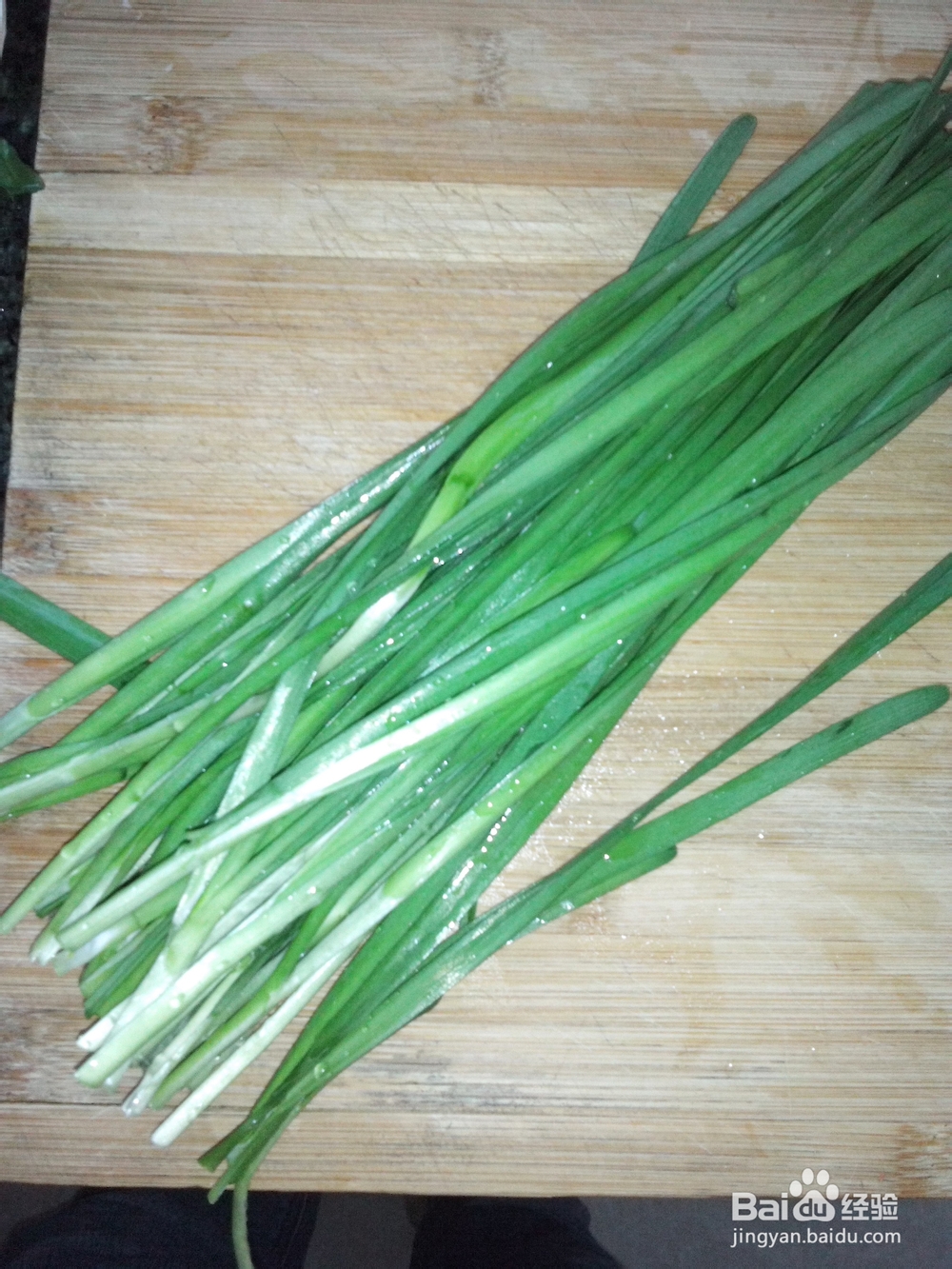 春天养肝韭菜鸡蛋煎饼的做法