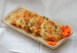 教你怎么做鸡胸肉虾仁鲜蔬饼