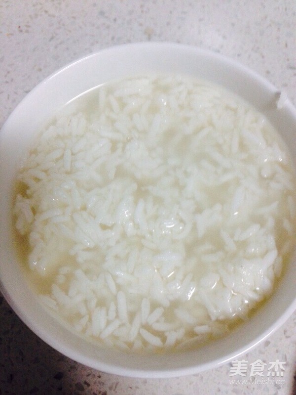 红枣枸杞煮米酒