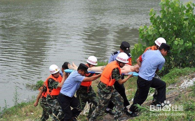 有人溺水怎么进行现场急救