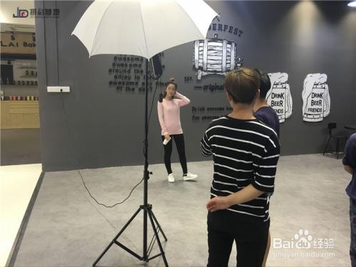 淘宝服装的摄影技巧