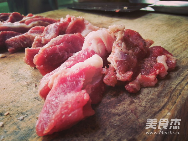 酥炸肉棒的做法
