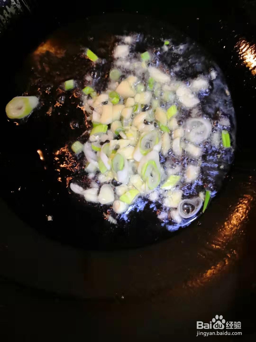 如何做鸡蛋炒饼