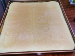 超简单的美味早餐蛋糕卷制作教学