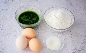 胡胡爱吃的菠菜汁蛋饼