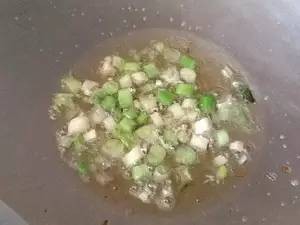 葱油酱拌面做法