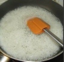 拔丝菜熬糖是关键——拔丝地瓜