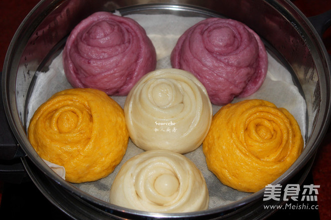 多彩玫瑰馒头
