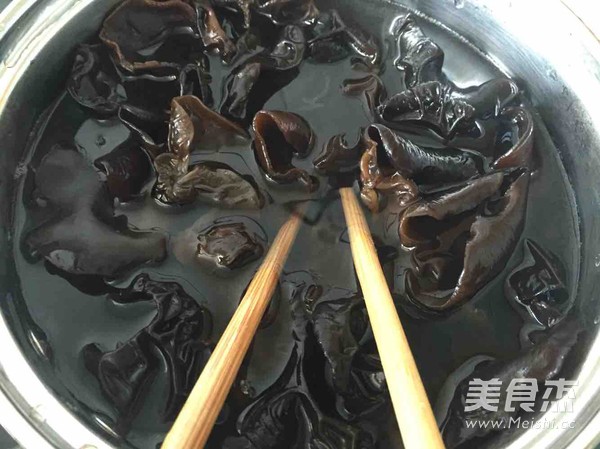 凉拌木耳的做法